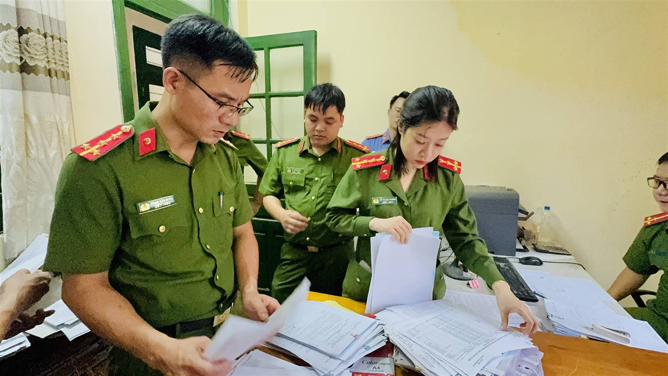 anh tin bai